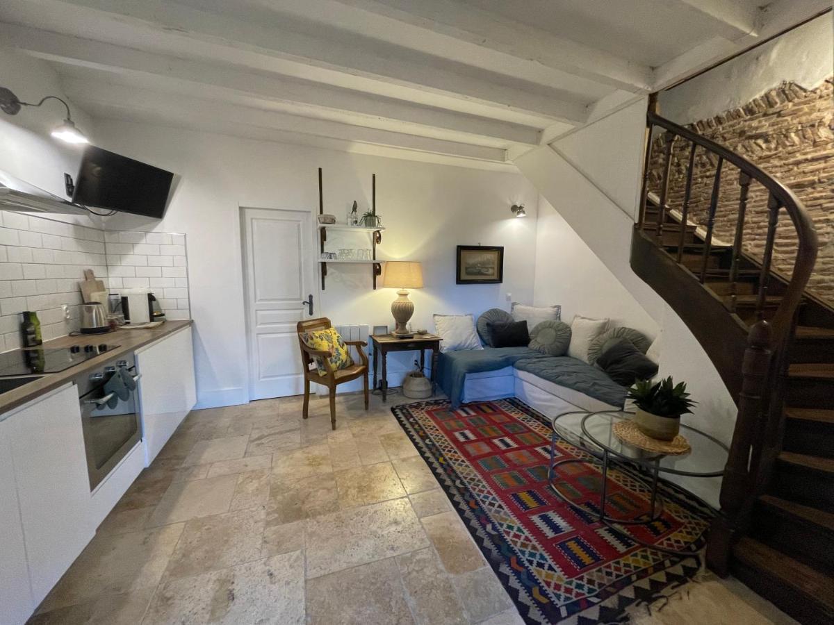 Maison M On The Dordogne Sainte Foy la Grande Bagian luar foto
